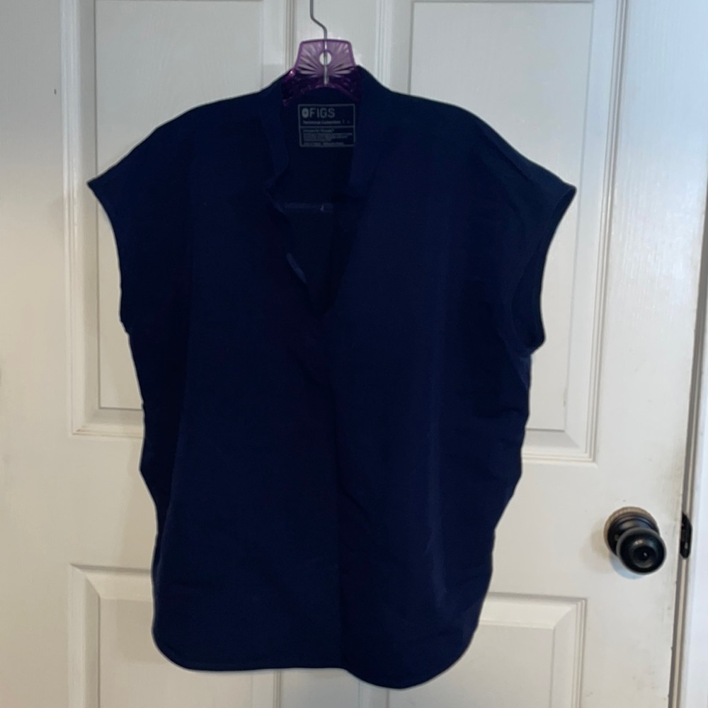 Women’s Figs Rafaela top size L, dark blue in color.